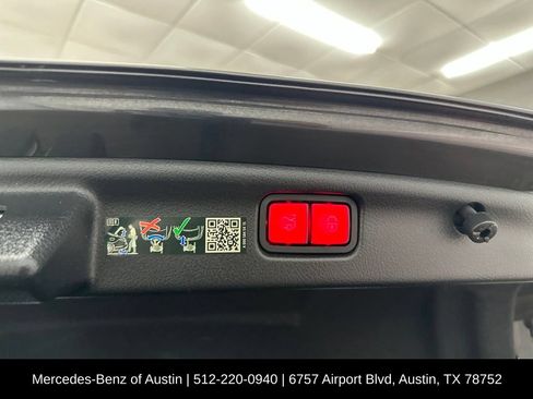 Used 2022 Mercedes-Benz C 300 Sedan image 29