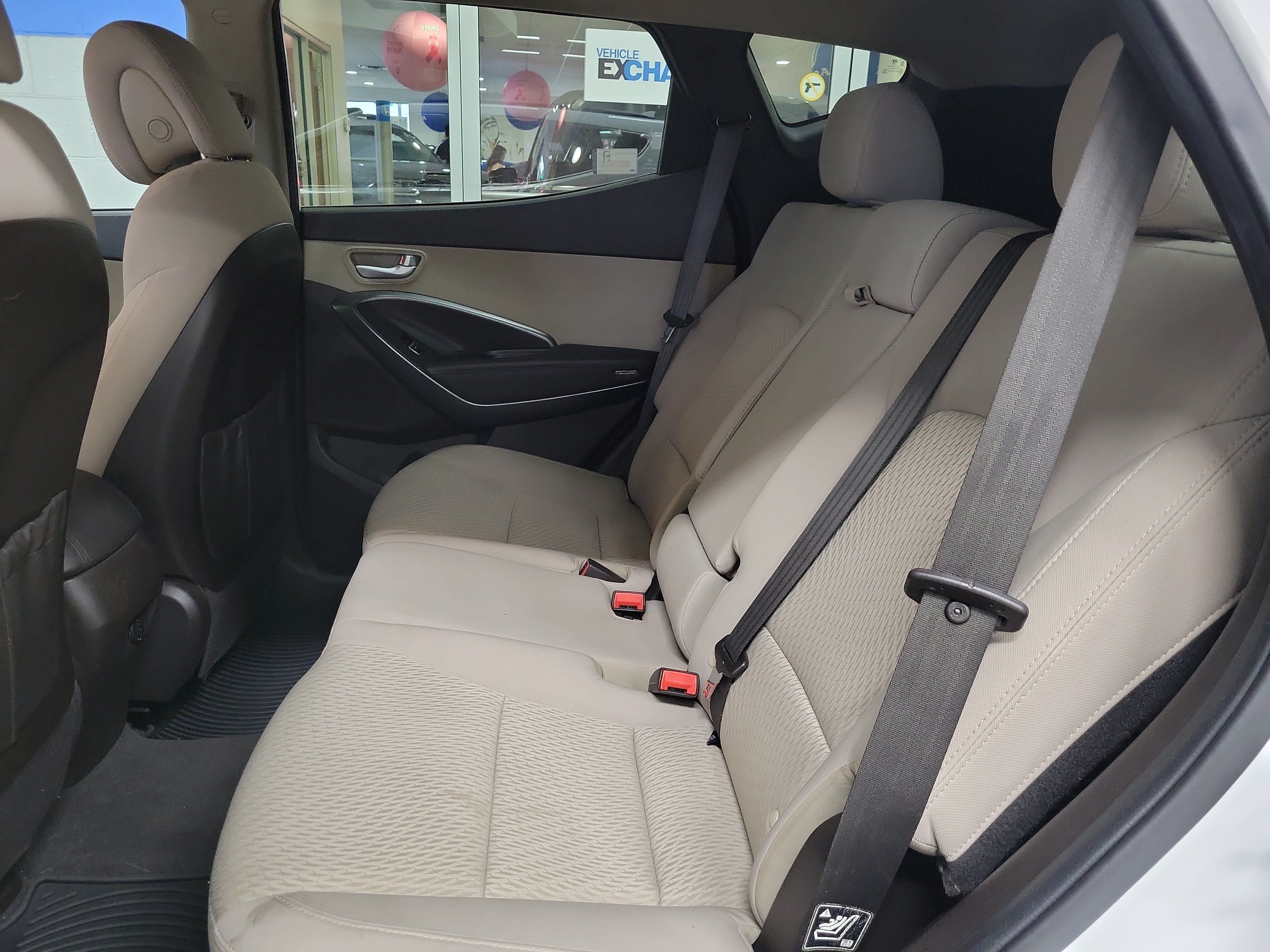 Used 2017 Hyundai Santa Fe Sport w/ 2.4L Value Package 06 FWD image 17