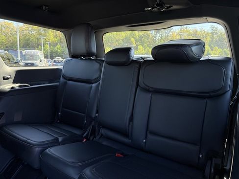 New 2025 Ford Expedition Platinum w/ Stealth Performance Package image 28