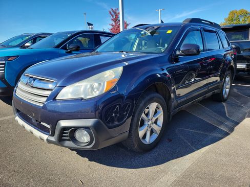 Used 2014 Subaru Outback 2.5i Limited image 3