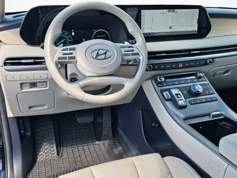 Used 2024 Hyundai Palisade Limited AWD/4WD image 35