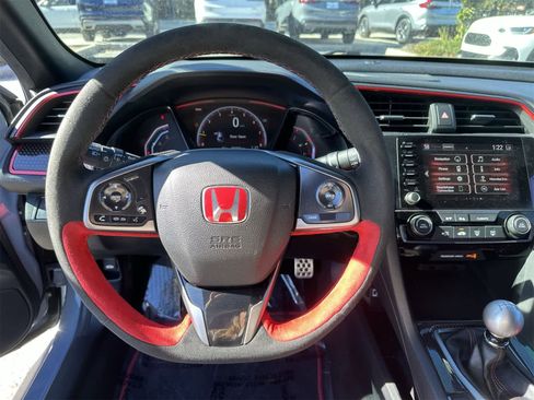 Used 2019 Honda Civic Type R image 17