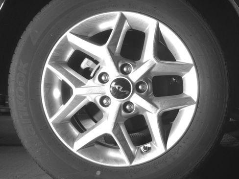 Used 2025 Kia Soul LX w/ LX Technology Package image 12