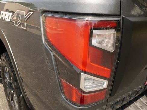 Used 2021 Nissan Titan PRO-4X w/ Pro-4x Convenience Package AWD/4WD image 38