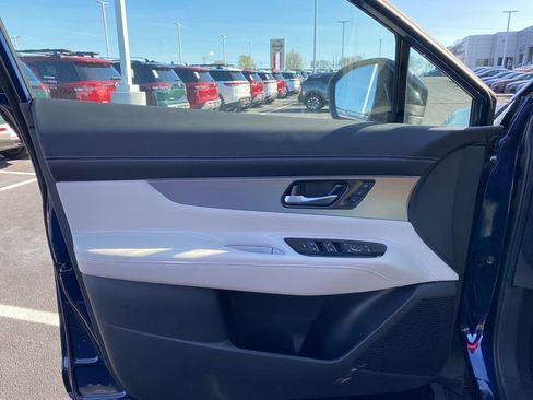 New 2025 Nissan Murano SL w/ Cargo Package image 11