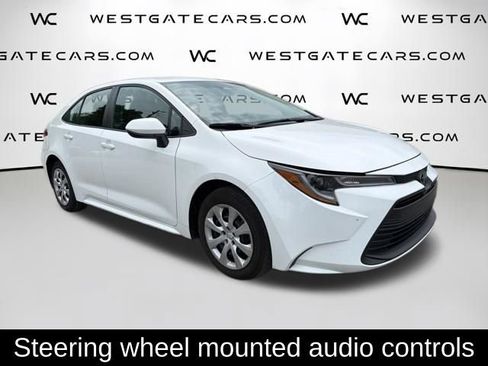 Used 2024 Toyota Corolla LE FWD image 4
