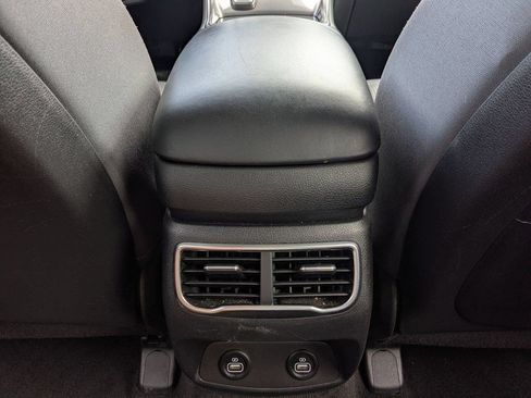 Used 2023 Hyundai Santa Fe SE AWD/4WD image 25