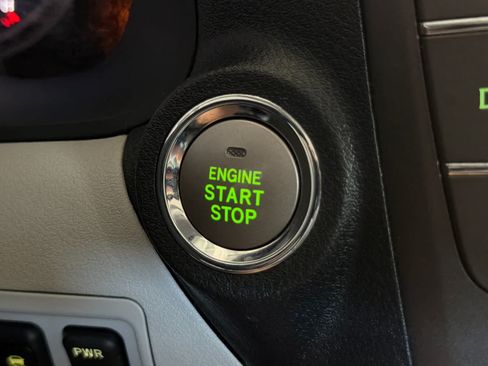Used 2010 Lexus IS 350 w/ Preferred Accessory Package RWD image 23