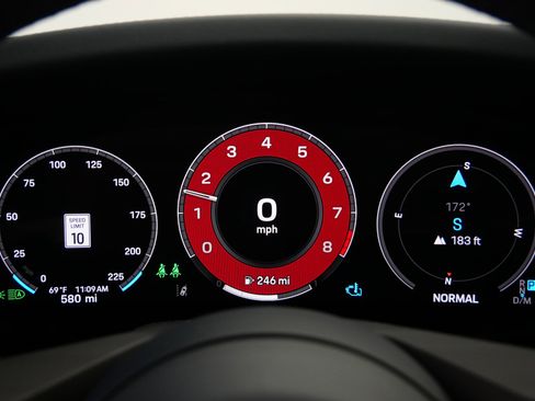 Used 2025 Porsche 911 Carrera S image 22