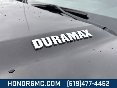 Used 2022 Chevrolet Silverado 1500 RST w/ Safety Package image 9