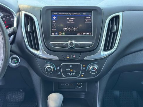 Used 2023 Chevrolet Equinox LT w/ LPO, Floor Liner Package image 18