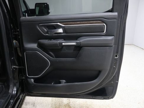 Used 2019 RAM 1500 Laramie image 22