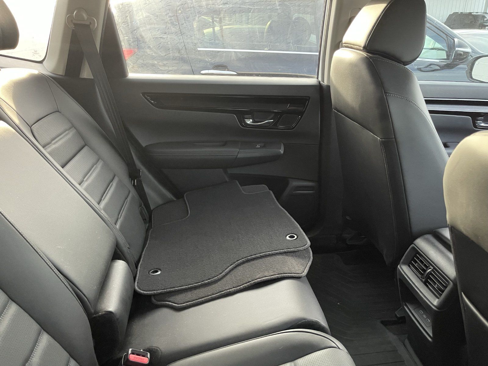 Used 2025 Honda CR-V EX-L image 9