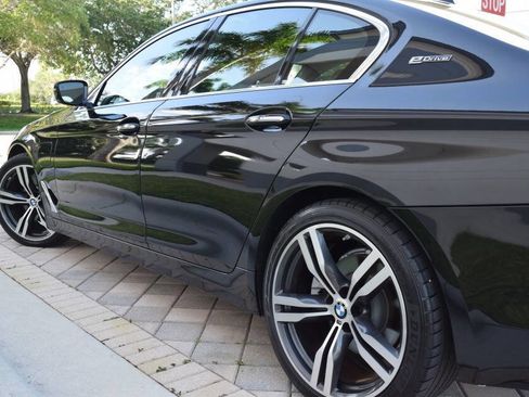 Used 2018 BMW 530e w/ Premium Package 2 RWD image 25