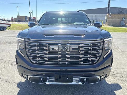 Used 2024 GMC Sierra 1500 Denali Ultimate image 2