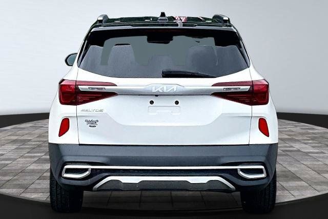 Used 2023 Kia Seltos SX AWD/4WD image 4