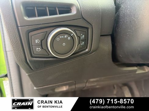 Used 2018 Ford Focus Titanium image 19