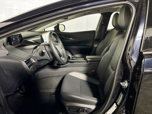 Used 2026 Toyota Prius AWD image 11