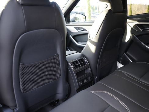 New 2026 Jaguar F-PACE R-Dynamic S image 17