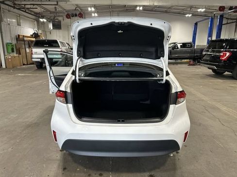Used 2023 Toyota Corolla LE FWD image 25