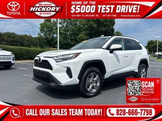Used 2025 Toyota RAV4 XLE FWD video 1