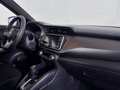 Used 2019 Nissan Kicks SV image 29