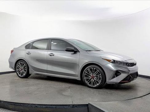 Used 2022 Kia Forte GT FWD image 11