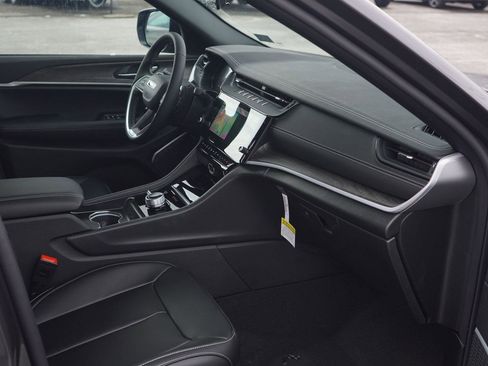 New 2026 Jeep Grand Cherokee Limited image 27