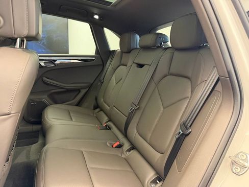 Certified 2026 Porsche Macan Turbo AWD/4WD image 17