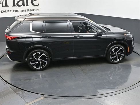 Used 2023 Mitsubishi Outlander SEL 40th Anniversary image 40