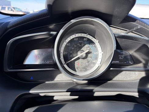 Used 2017 Toyota Yaris iA image 11