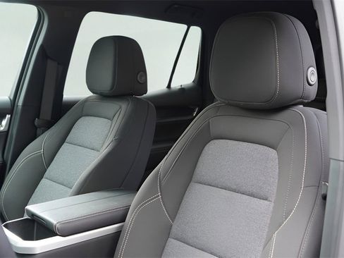 New 2026 GMC Terrain Elevation w/ Technology Package II image 10