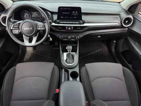 Used 2024 Kia Forte LX FWD image 8