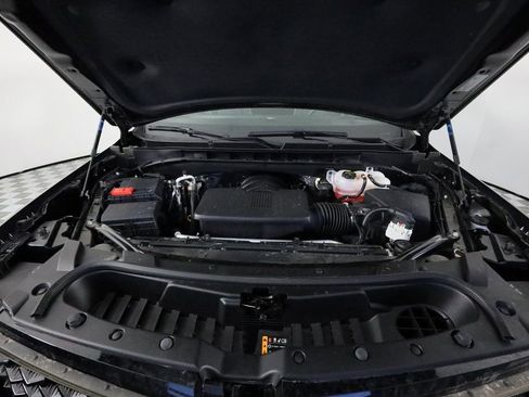 Used 2025 Cadillac Escalade ESV Sport w/ Touring Package image 53