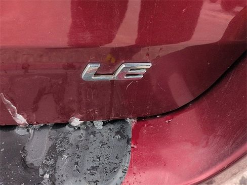 Used 2015 Toyota Sienna LE image 12