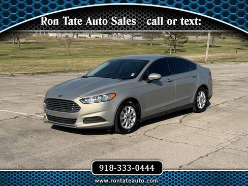 Used 2015 Ford Fusion S FWD image 1
