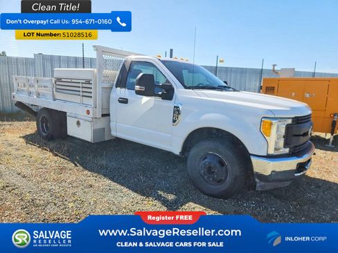 Used 2017 Ford F350 XL w/ Power Equipment Group RWD image 5