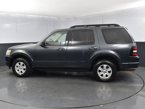 Used 2010 Ford Explorer XLT AWD/4WD image 6