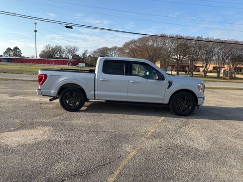 Used 2021 Ford F150 XLT w/ Equipment Group 302A High image 15
