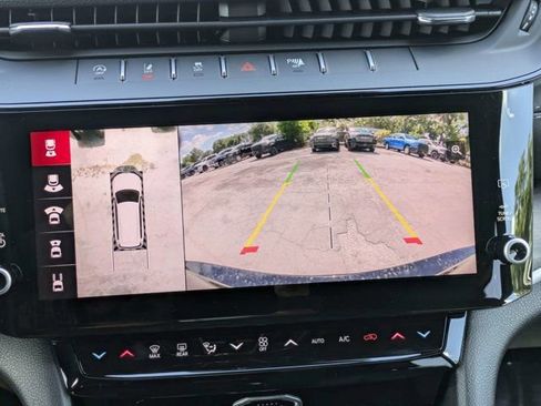 New 2026 Jeep Grand Cherokee L Limited w/ Luxury Tech Group II AWD/4WD image 24