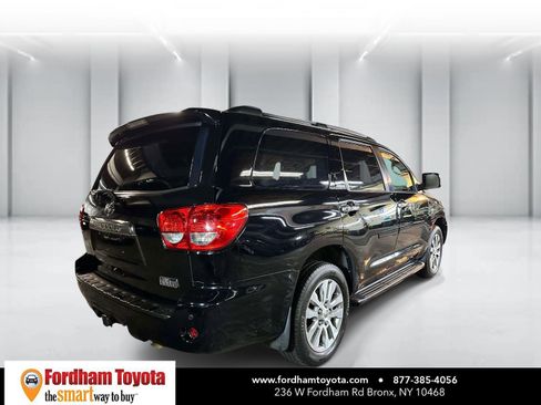 Used 2011 Toyota Sequoia Limited AWD/4WD image 4