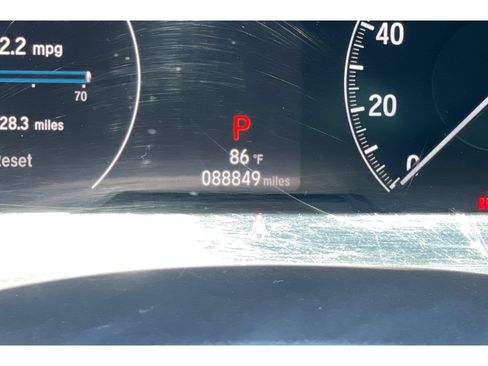 Used 2018 Honda Accord Touring image 39
