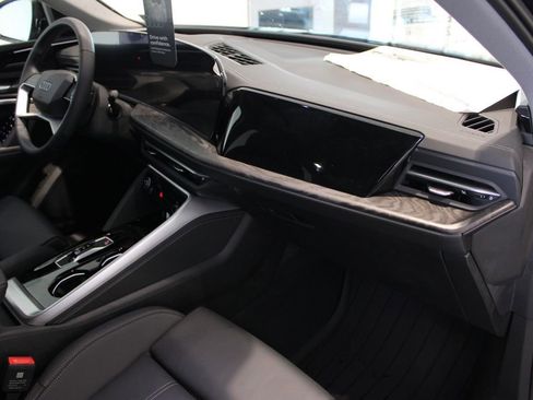 New 2025 Audi Q5 2.0T Premium Plus image 42