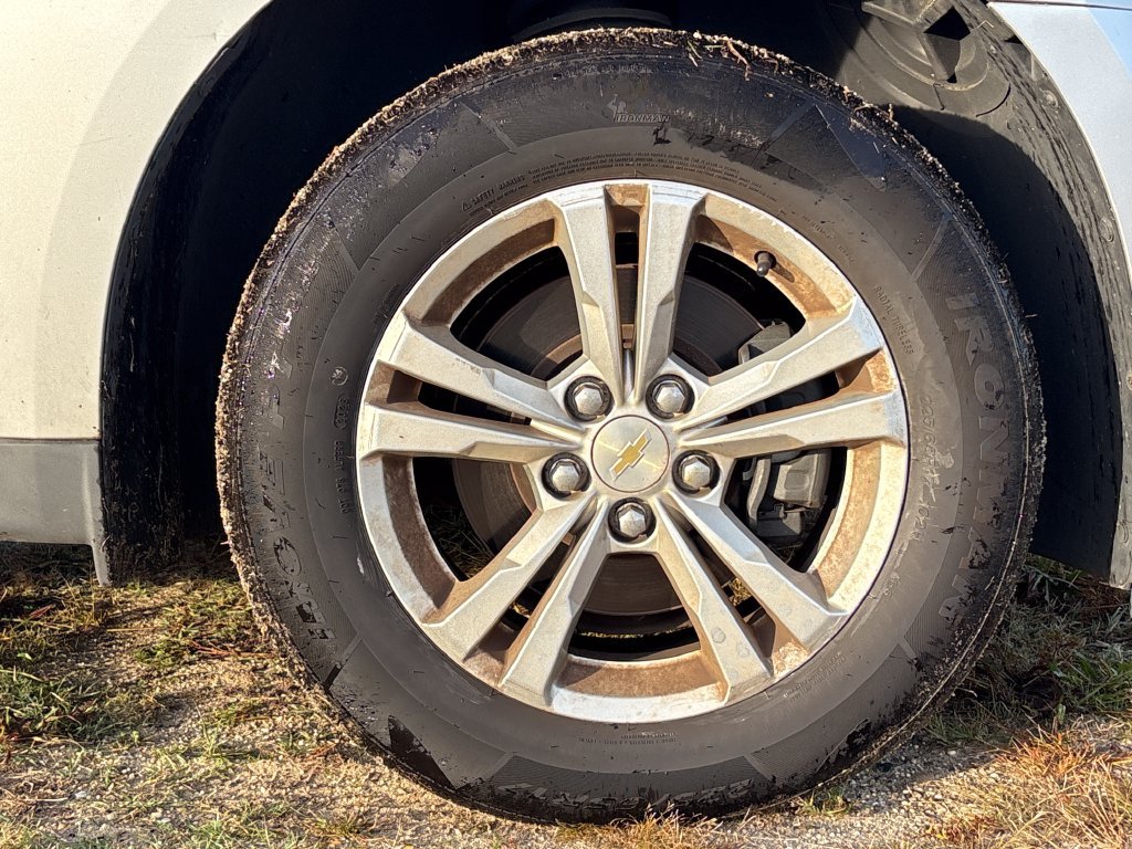 Used 2013 Chevrolet Equinox LT FWD image 17