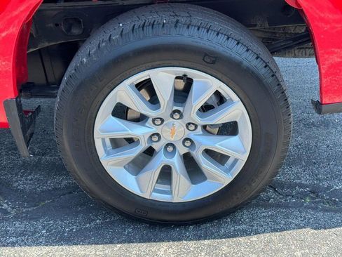Used 2025 Chevrolet Silverado 1500 Custom AWD/4WD image 7