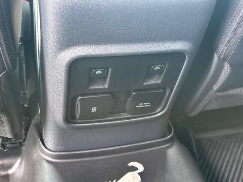 Used 2024 Ford Bronco Wildtrak AWD/4WD image 19