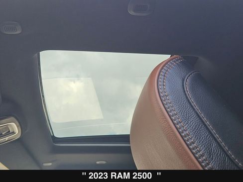 Used 2023 RAM 2500 Limited AWD/4WD image 35