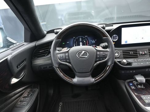 Certified 2024 Lexus LS 500 w/ Interior Upgrade Package RWD image 29