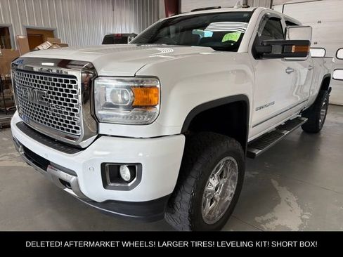 Used 2016 GMC Sierra 3500 Denali w/ Duramax Plus Package AWD/4WD image 4