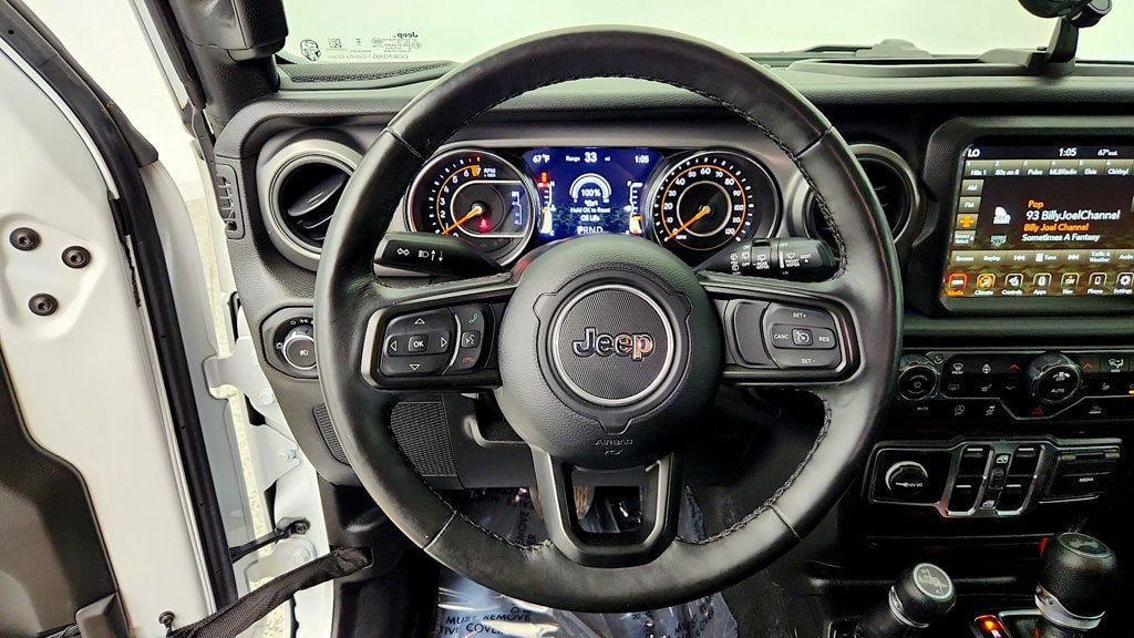 Used 2022 Jeep Wrangler Unlimited Sport AWD/4WD image 14